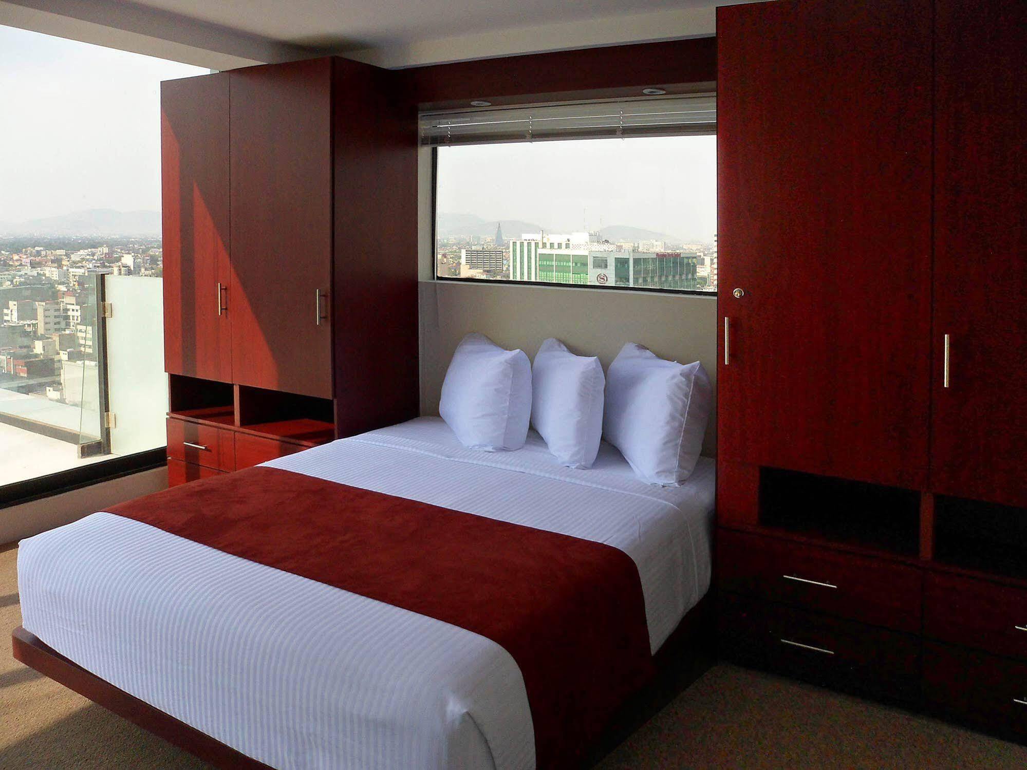 Suites Capri Reforma Angel 380 Mexico by Eksteriør bilde